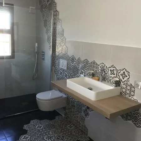 Mas Aux 3 Elles Villa *